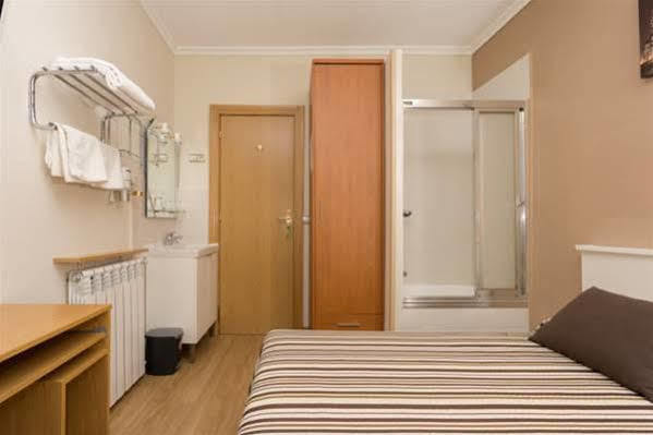 Alojamiento Jaen Madrid Exterior foto